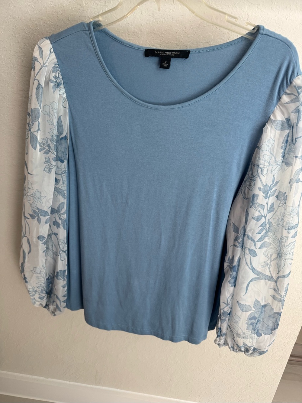 Marc New York Light Blue Scoop-Neck Top with Floral Balloon Sleeves
